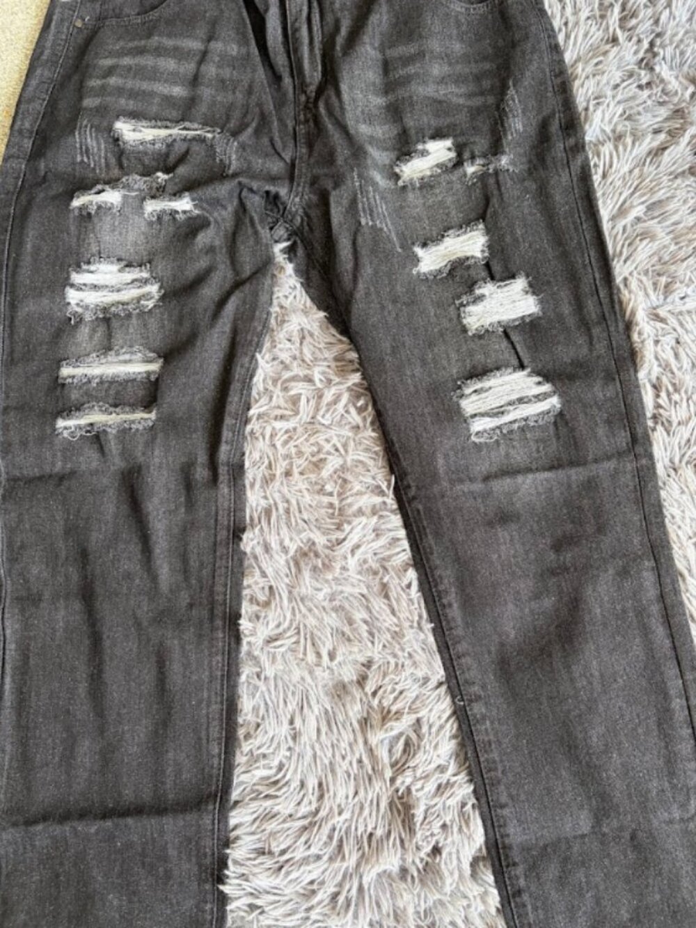 Men’s Distressed Jeans Size 38 Ripped Denim Streetwear NWT